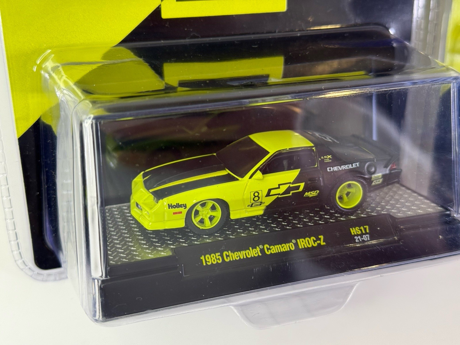M2 Machines 1985 Chevrolet Camaro IROC-Z HS17 – Limited 526pcs Chase & Normal