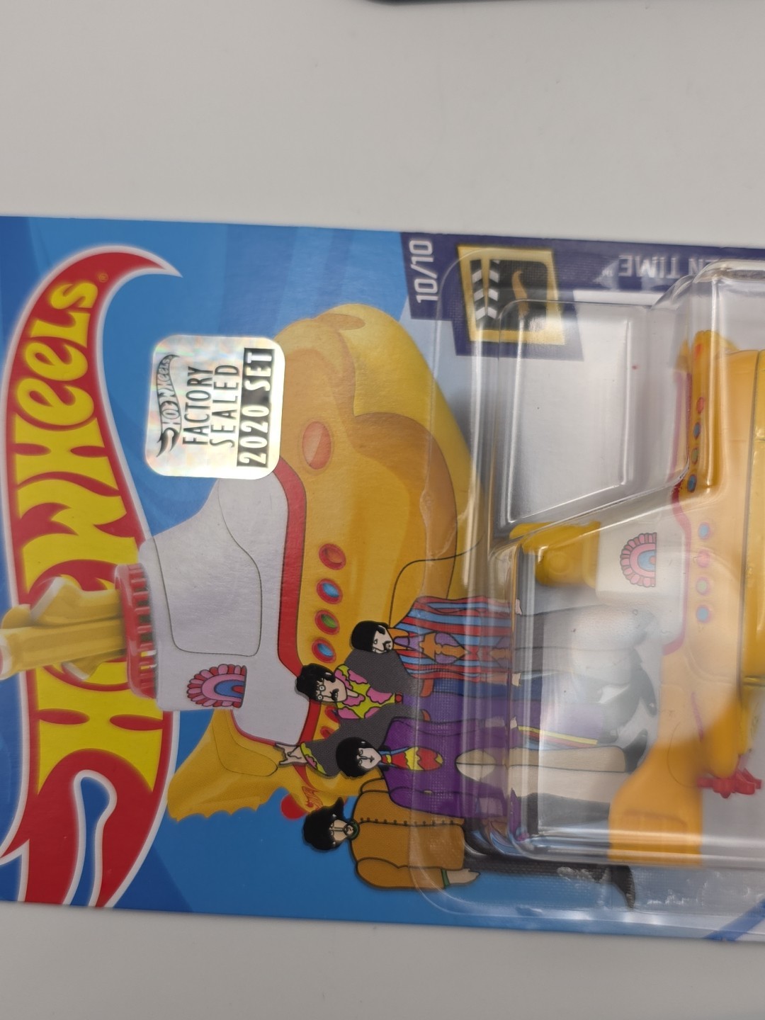 THE BEATLES YELLOW SUBMARINE FACTORY SEALED HOT WHEELS 2018 SCREEN TIME 26/365