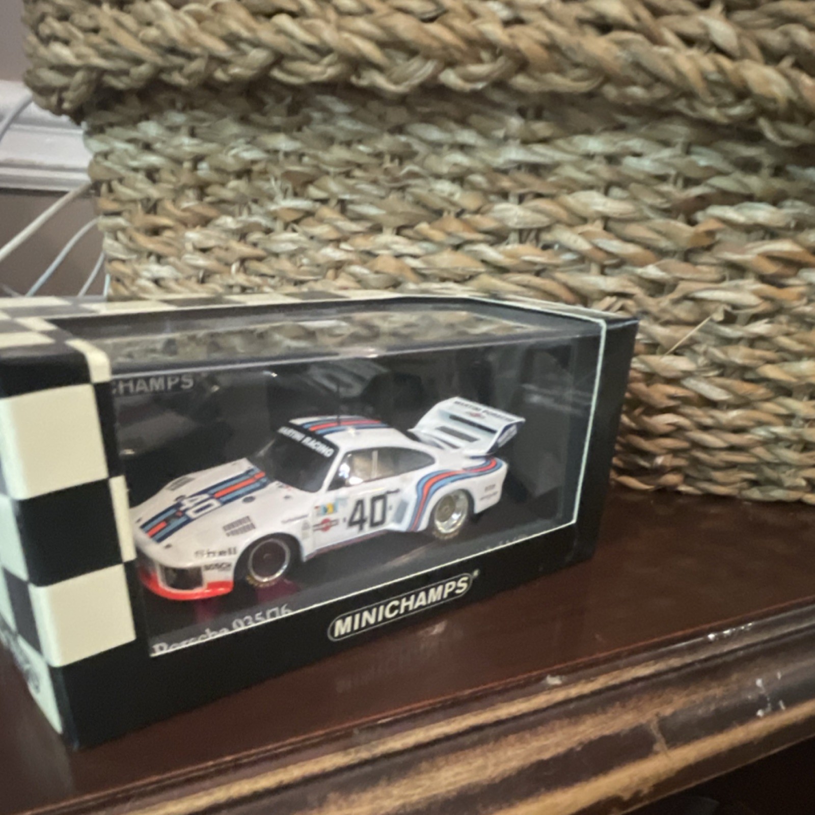 MINICHAMPS Porsche 935/76 #40 Le Mans 1976 Limited Edition Diecast Car