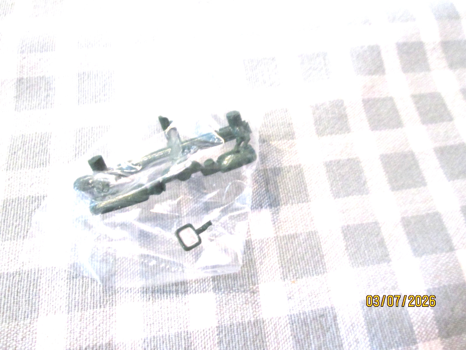 Corgi 1;50 – Volvo Tractor Unit & Curtainside Trailer- H E Payne- Unboxed
