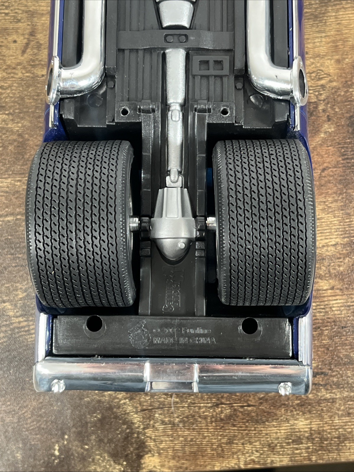 Rare Muscle Machines Dark Blue 1966 GTO Real 1:18 Scale With Stand