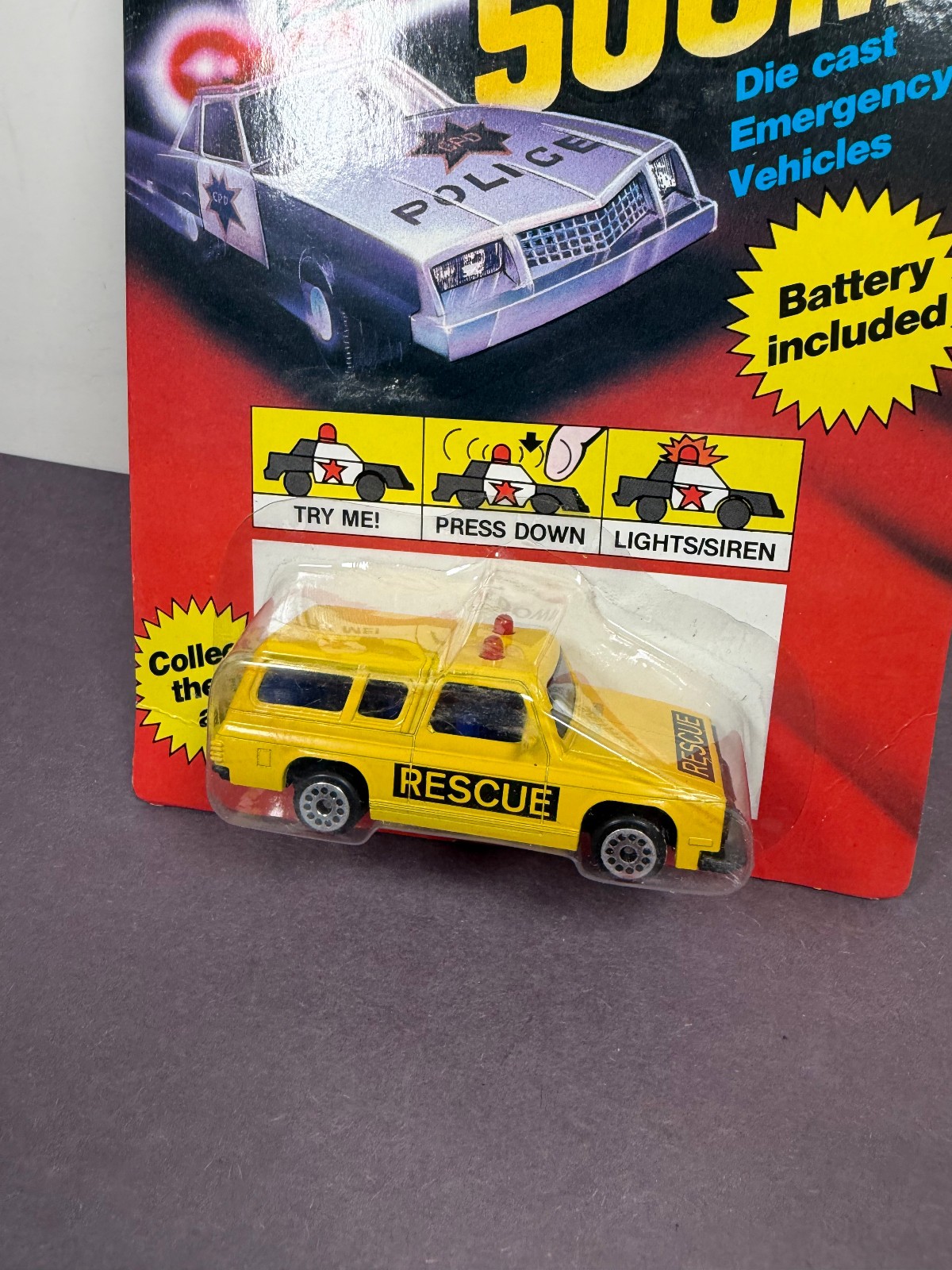 Racing Champions Light & Sound RESCUE Emergency Vehicle Vintage 1989