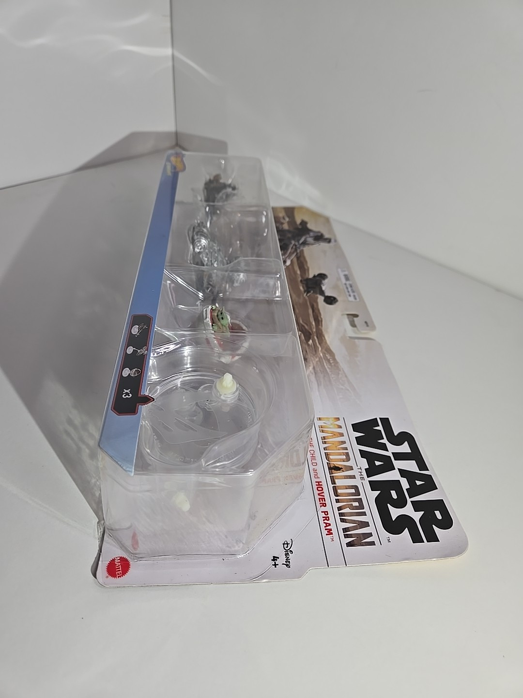 Hot Wheels Star Wars Starships Razor Crest Speeder Bike Hover Pram & Child
