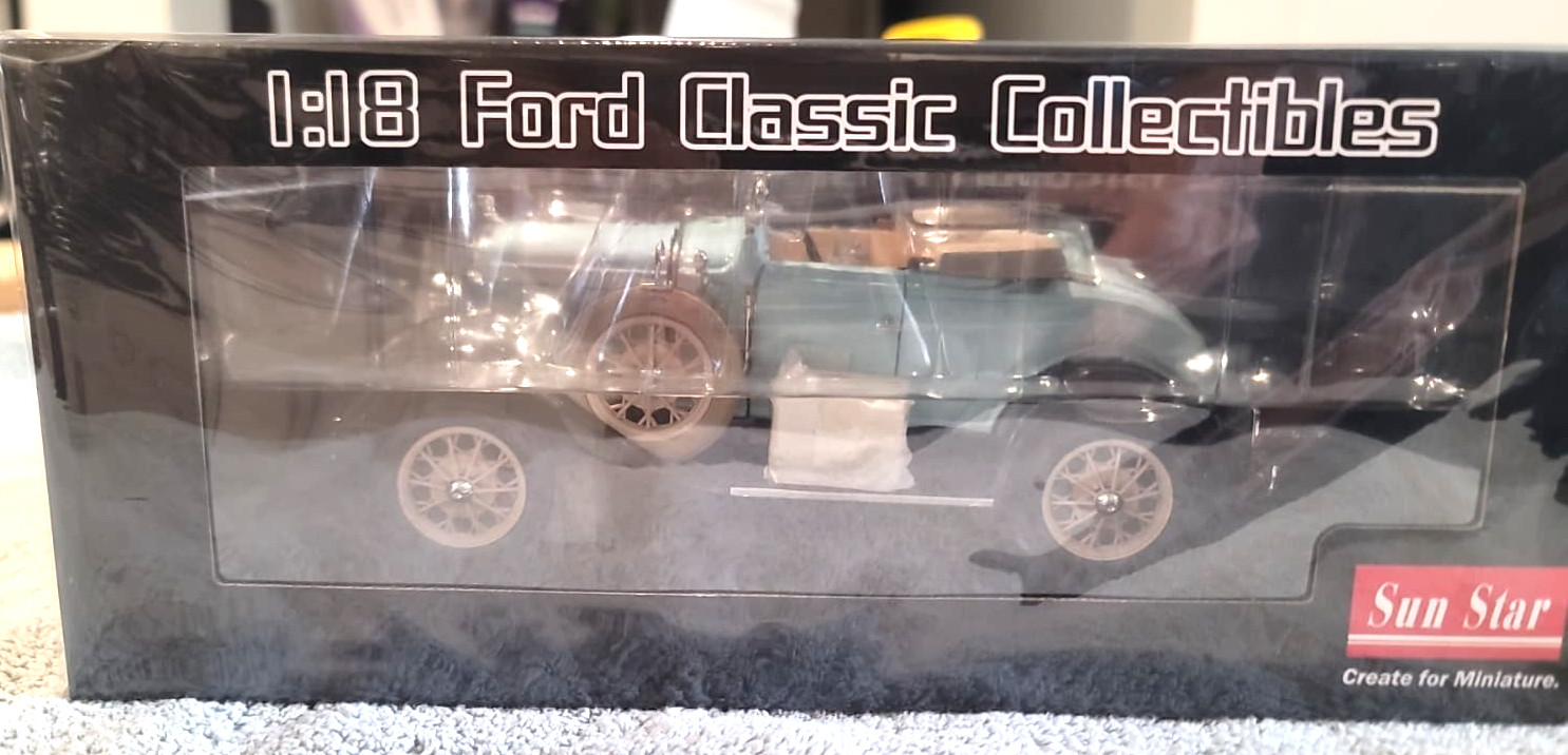 1931 Ford Model A Roadster,Powder Blue Sun Star 6126 1/18 scale Diecast Model