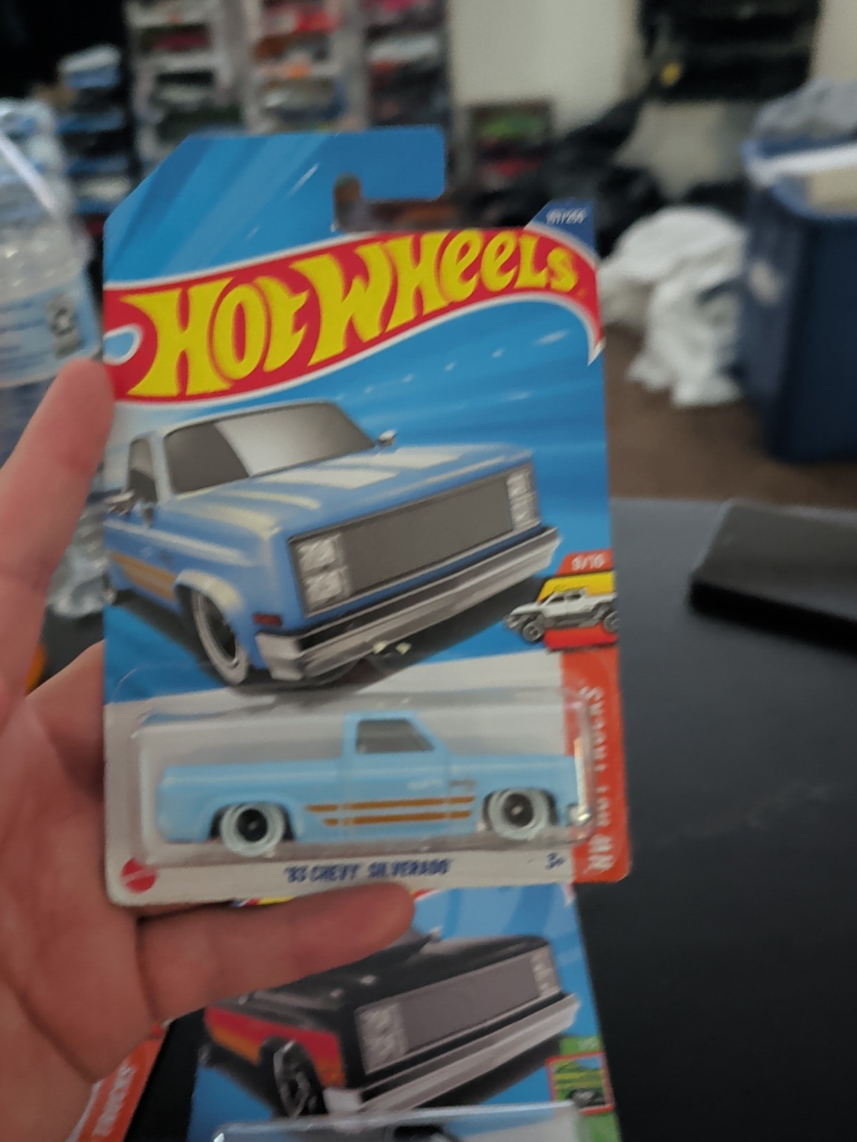 Hot Wheels 1:64 ’83 Chevy Silverado Blue Diecast Pickup Unopened Box