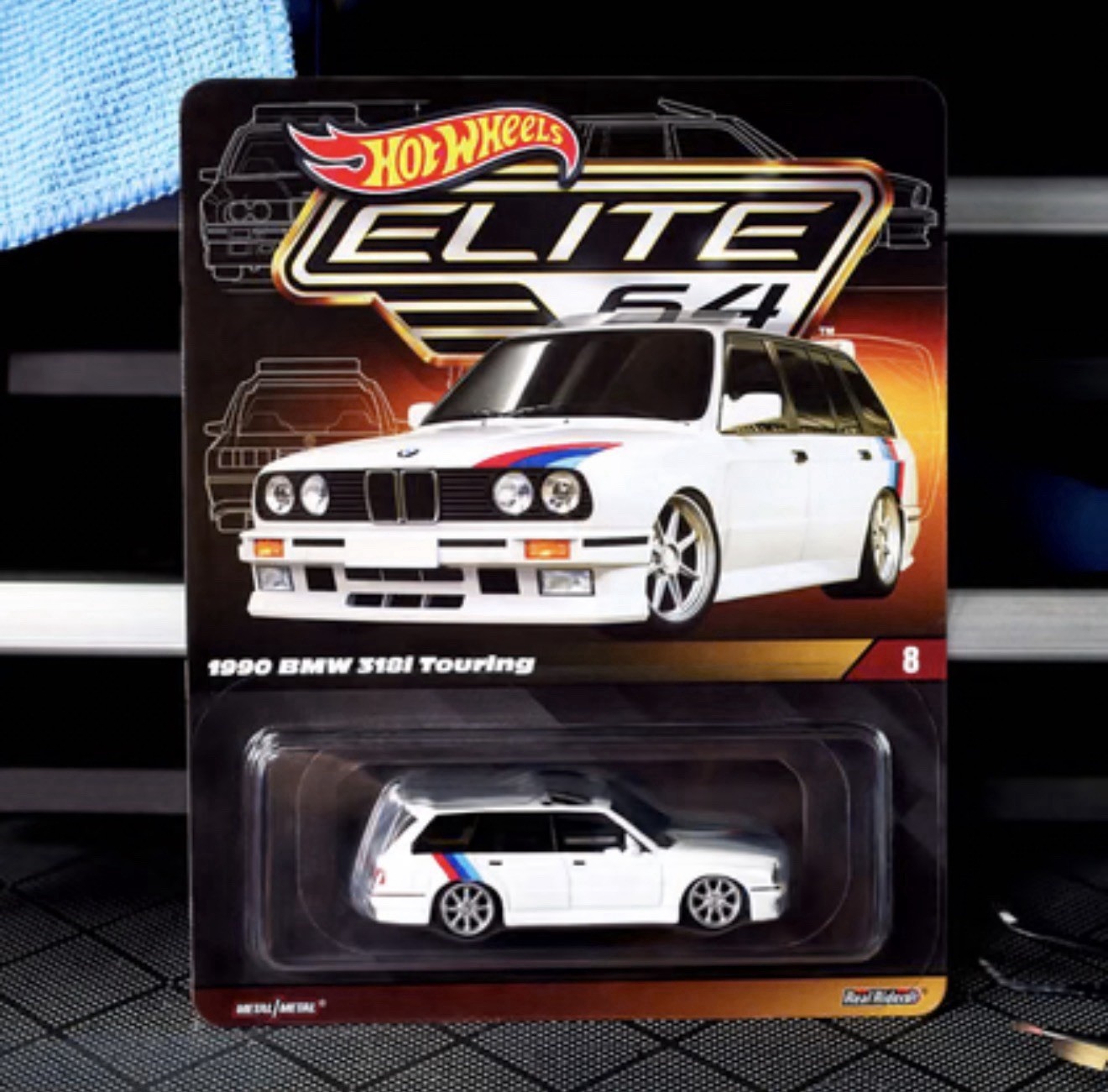 Hot Wheels Elite 64 1990 BMW 318i Touring (New and Sealed) #HNJ60