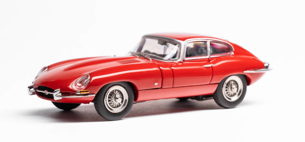 GFCC 1:64 1961 E Type Roadster Hard Top Sports Model Diecast Metal Car