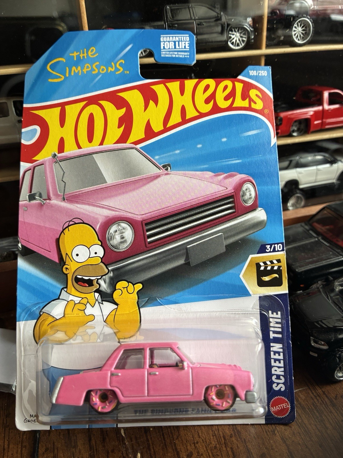 Hot Wheels The Simpsons Family Car HW Screen Time 2026 Pink Homer Simpson