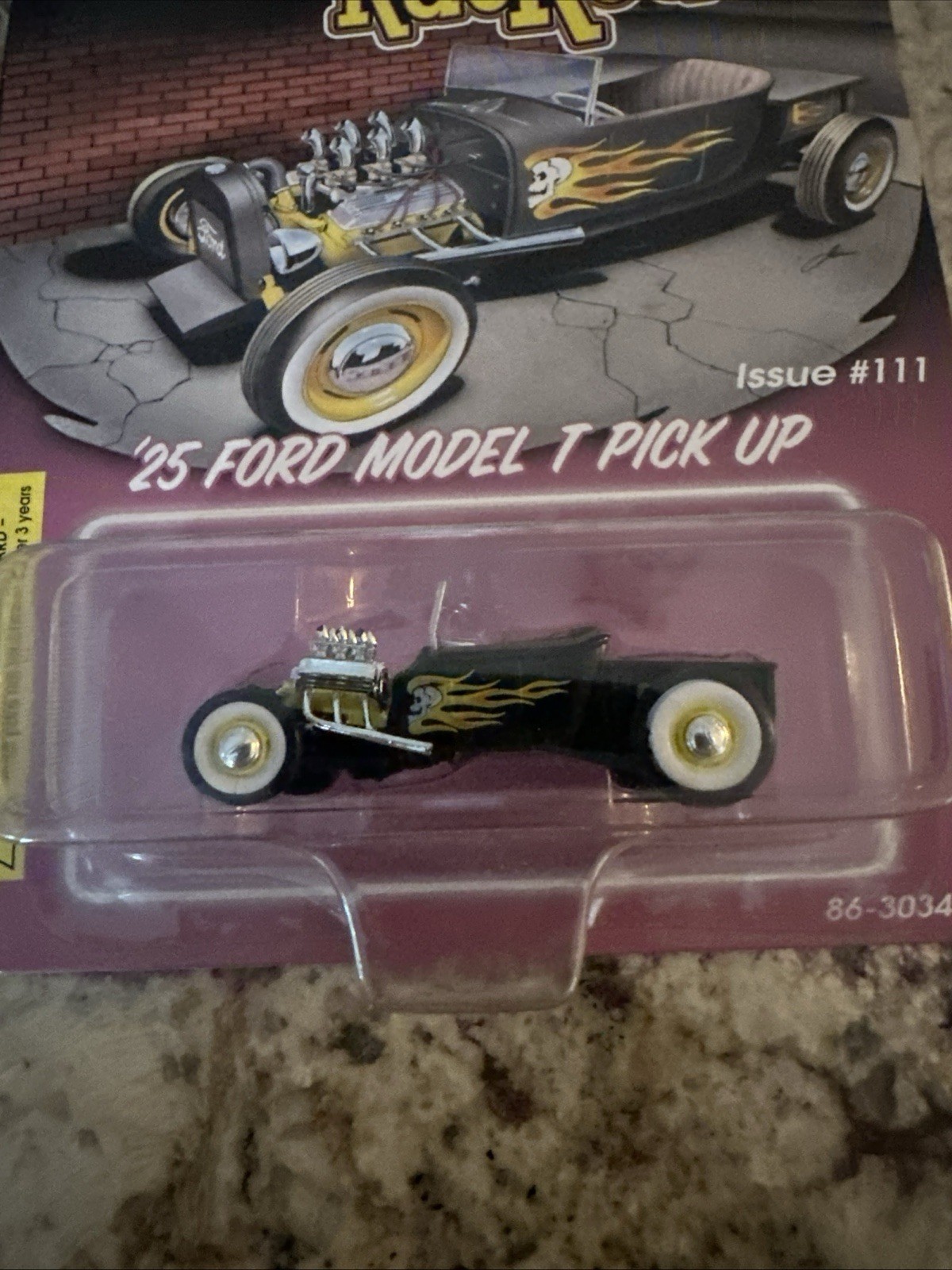Revell 1925 Ford Model T Pick Up black Rat Rods Issue #111 1:64 READ DESCRIPTION