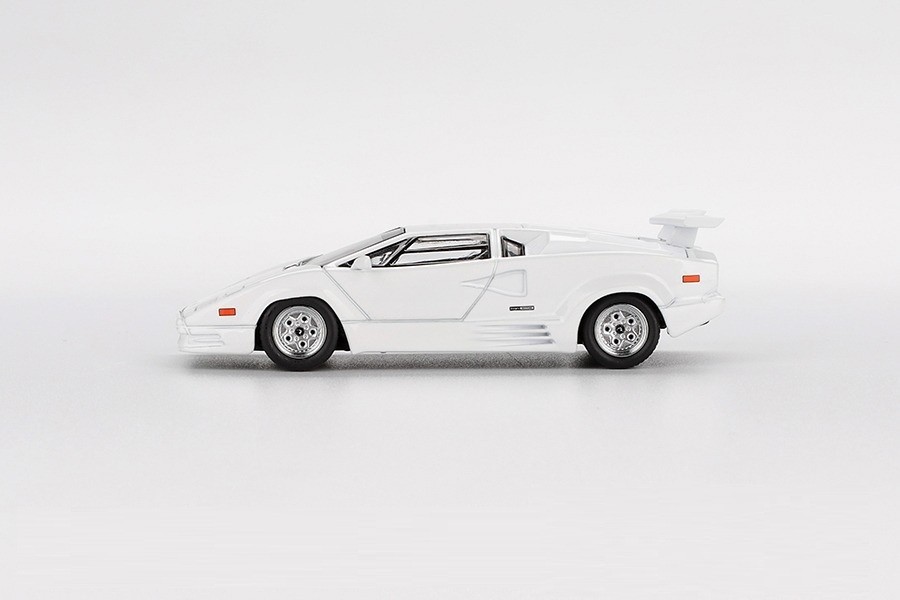 Mini GT 1:64 Lamborghini Countach 25th Anniversary In White Model MGT01134-1A