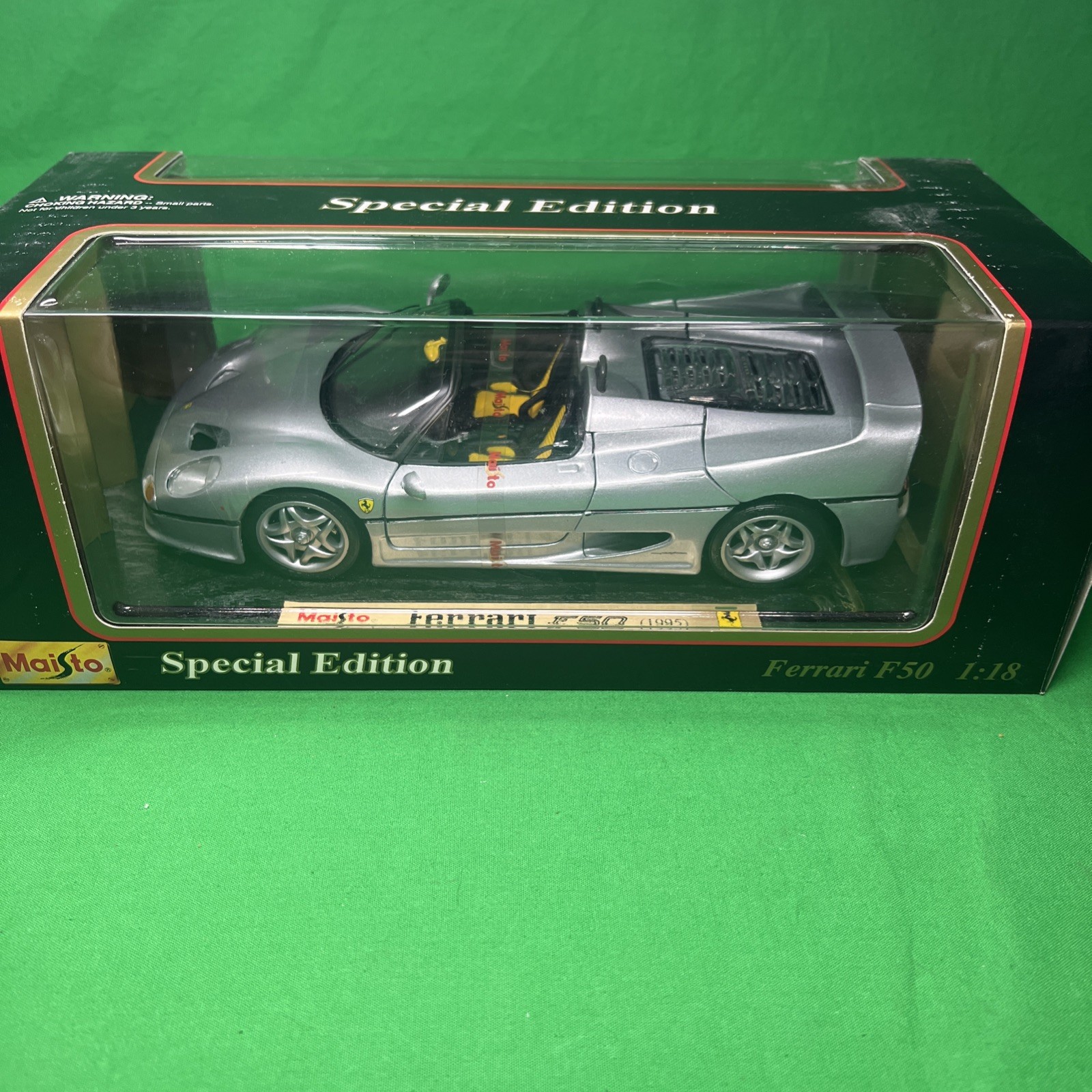 Maisto Silver Ferrari 550 Hard-Top 1:18 Diecast Special Edition Model NEW IN BOX