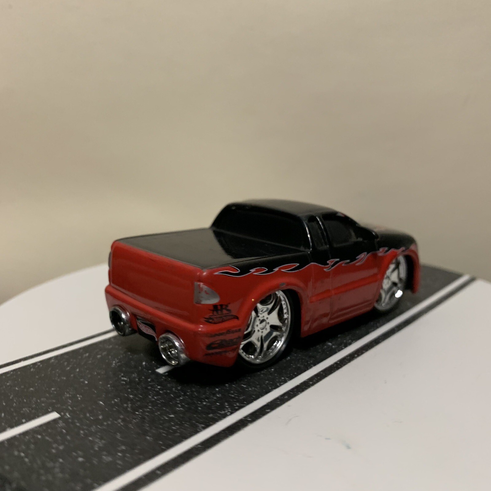 Hot Wheels Hot Tunerz Godfather Customs 2002 Chevy S10 Pickup Truck Red & Black