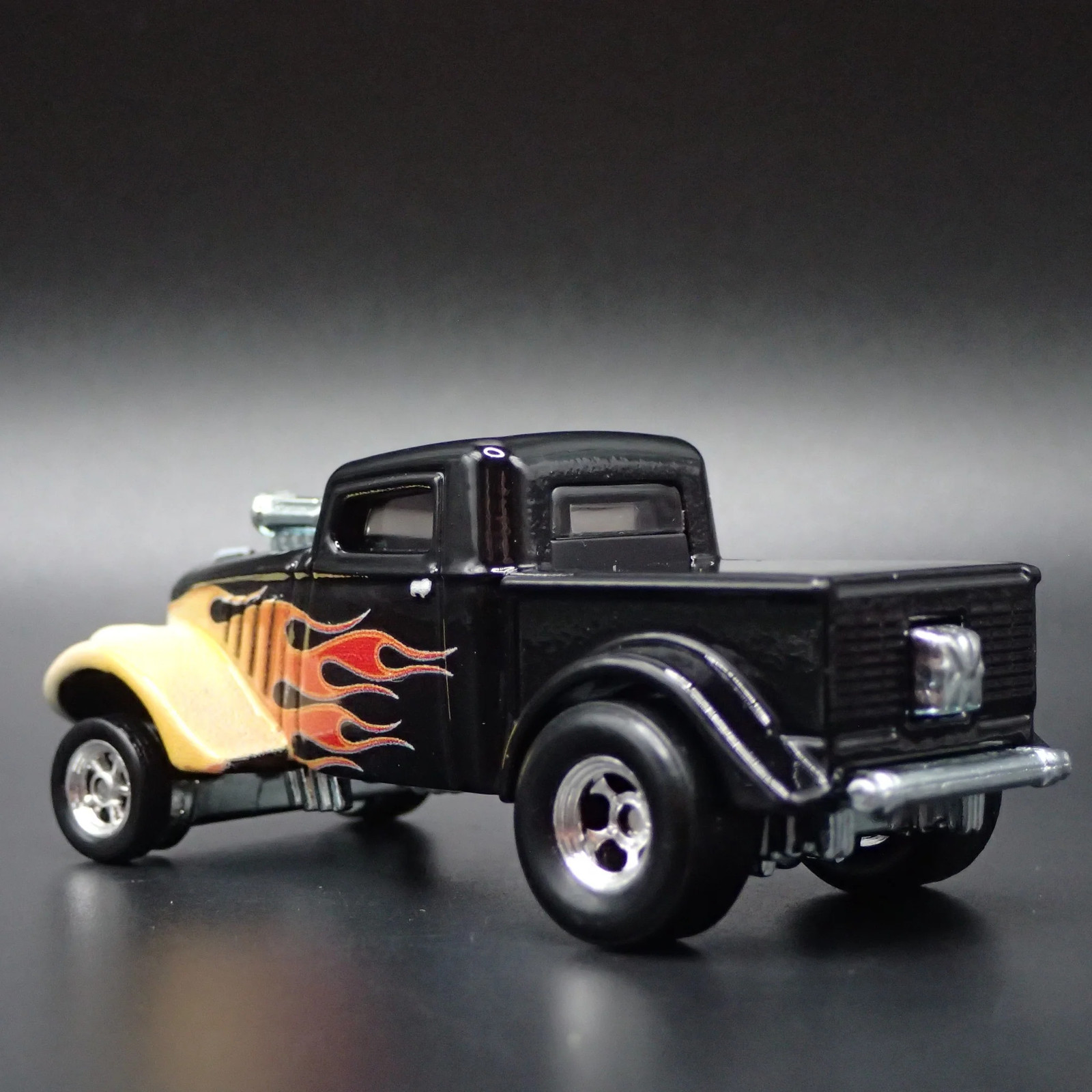 1933 33 WILLYS PICKUP GASSER NHRA 1:64 SCALE COLLECTIBLE DIECAST MODEL CAR