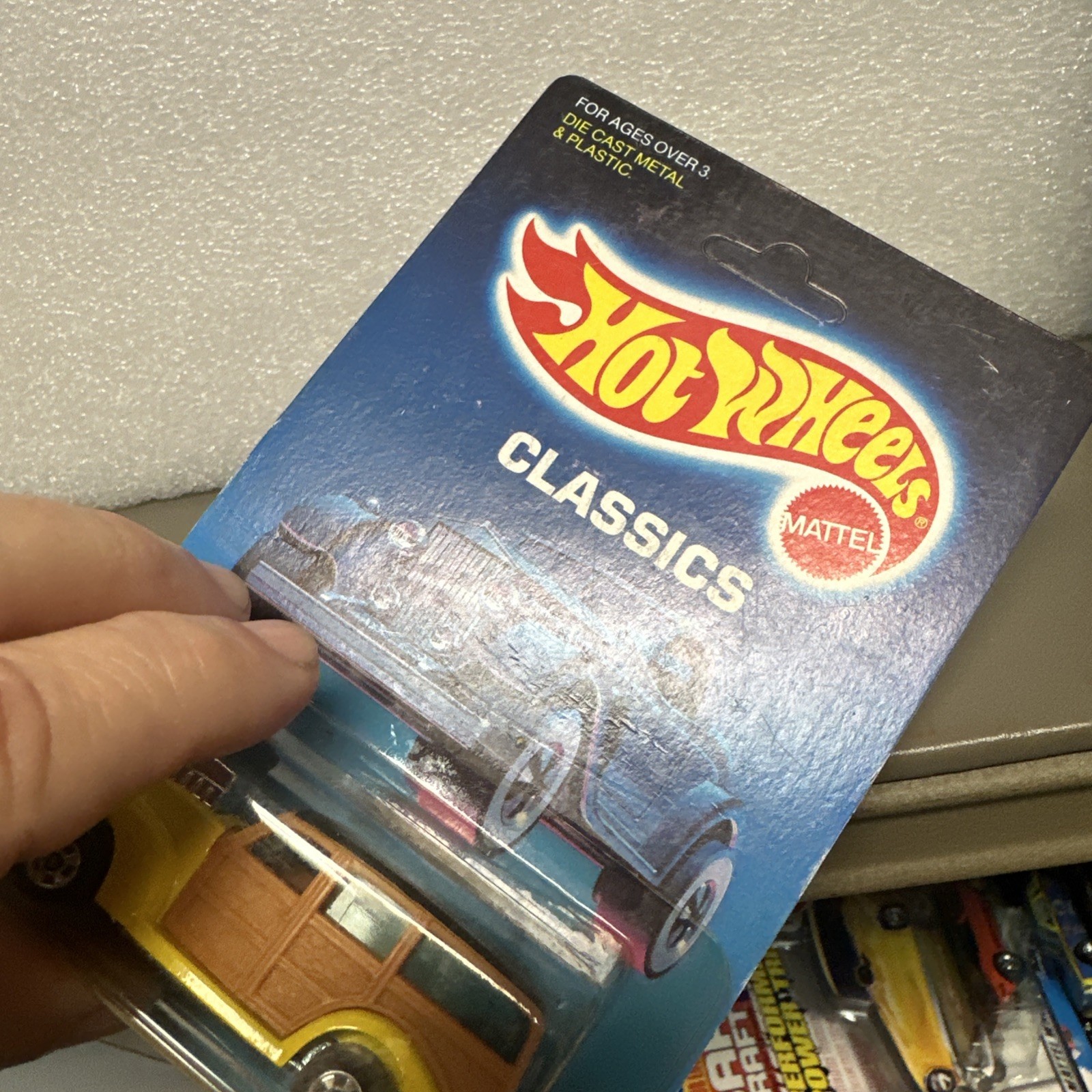 1986 Hot Wheels Classics 40’s Woodie Wagon Yellow 1/64 DieCast Metal Unpunched