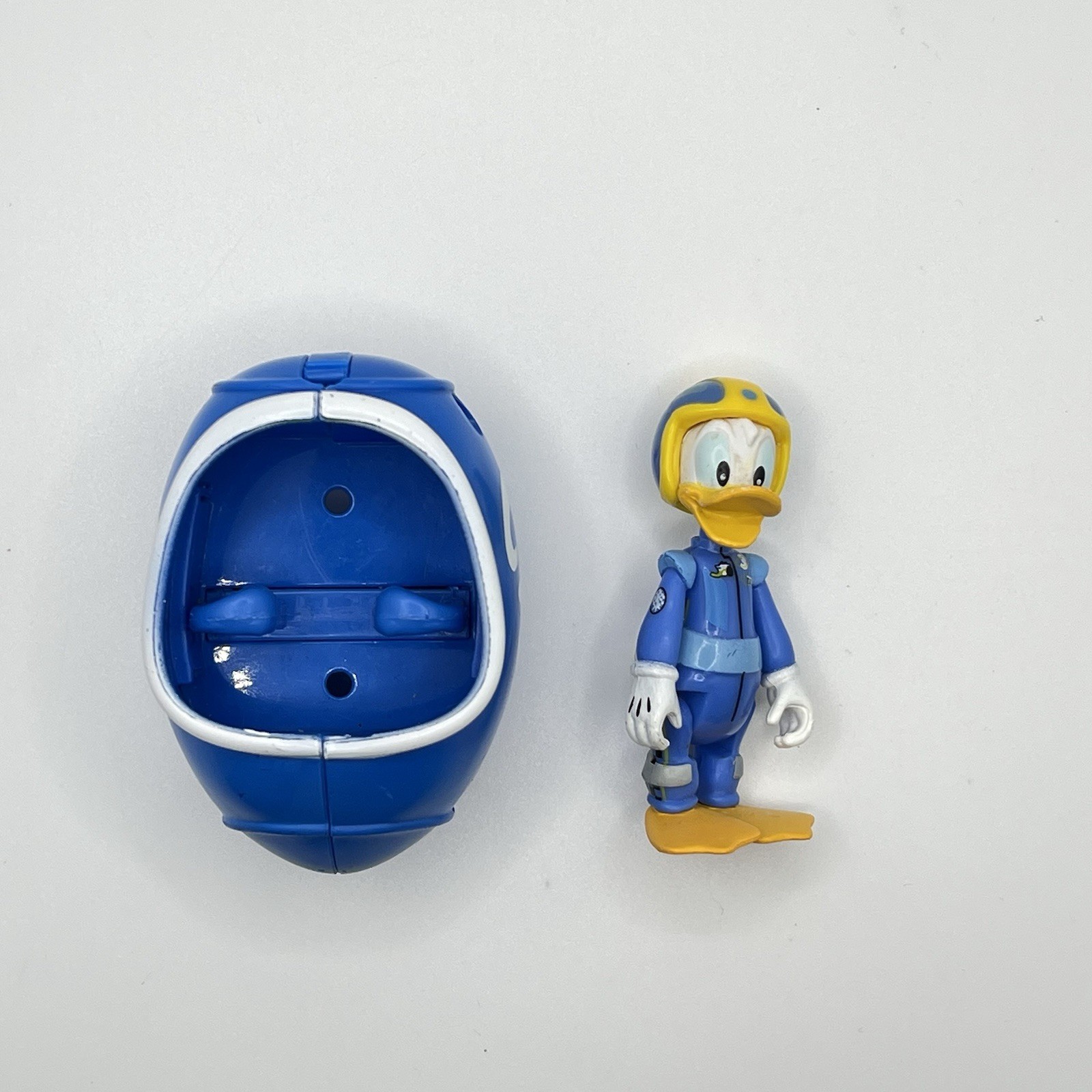 RARE Disney Donald Duck 2-in-1 Transforming Vehicle Figure Floaty Coaster Pod