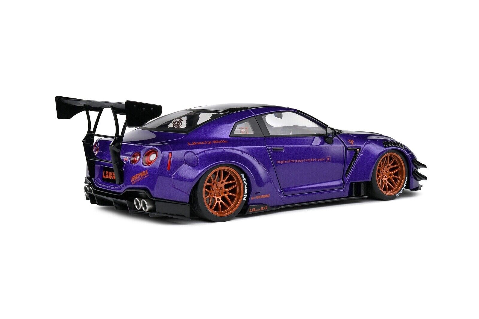 1/18 Nissan GT-R R35 Liberty Walk Body Kit 2.0 RHD 2022 Diecast Solido S1805812