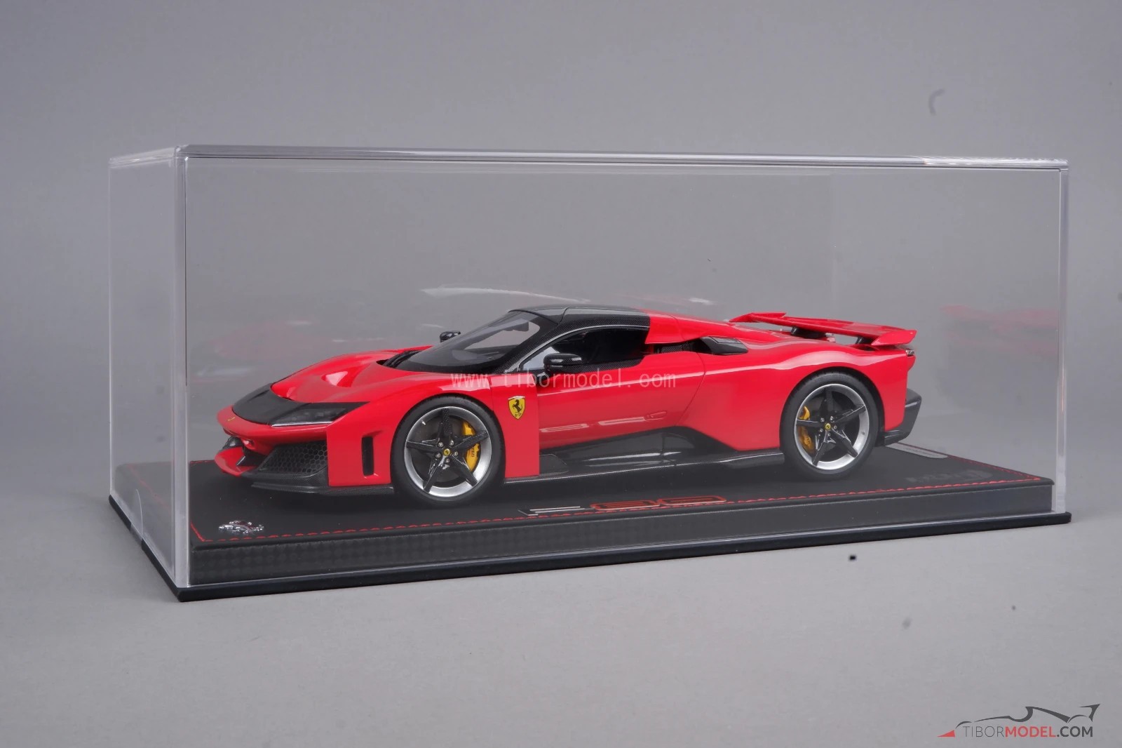 Ferrari F80 red rosso corsa, with showcase, 1:18 BBR, P18253A1