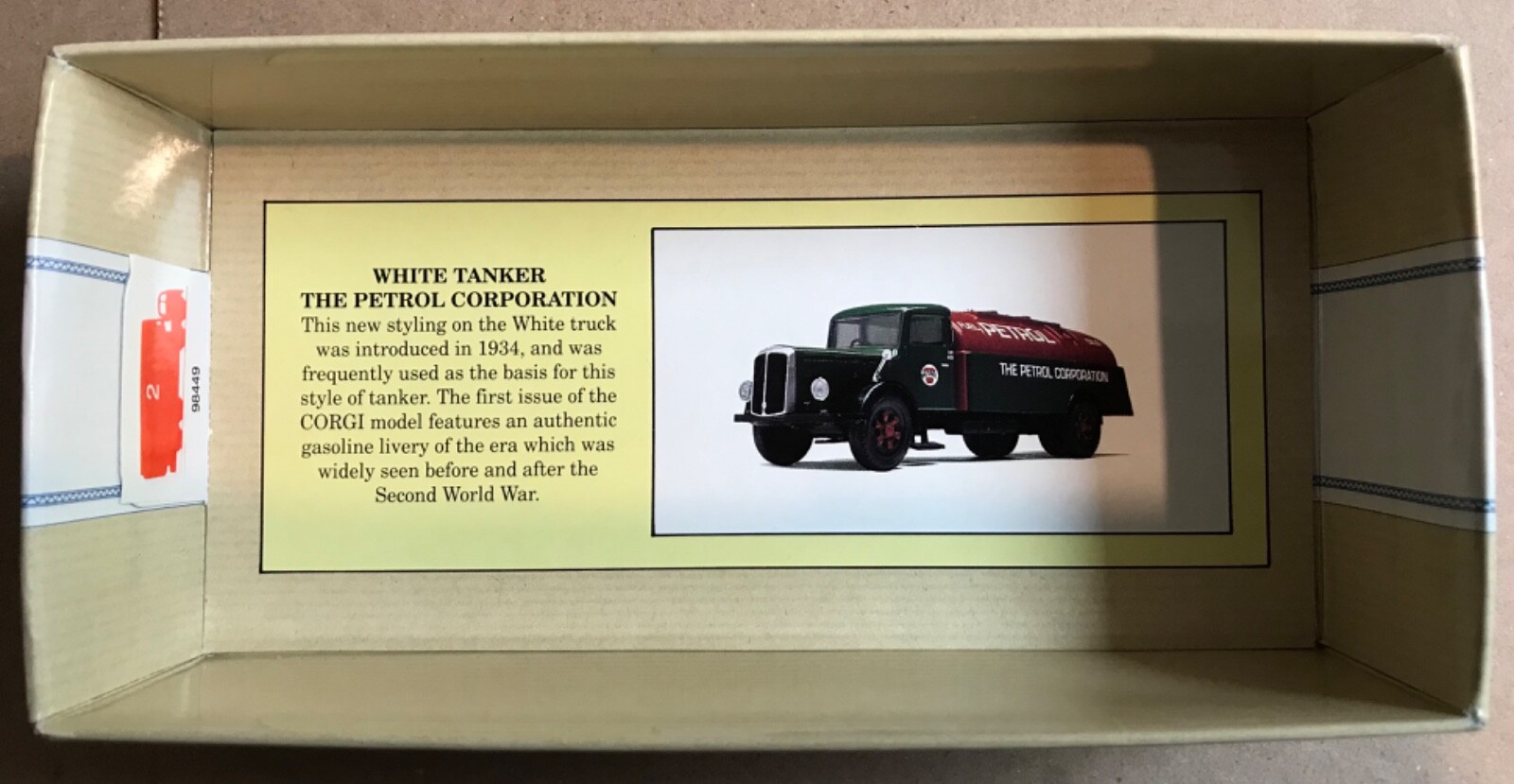 Corgi Classics 98449 White Petrol Tanker the Petrol Corporation (1995) #2324