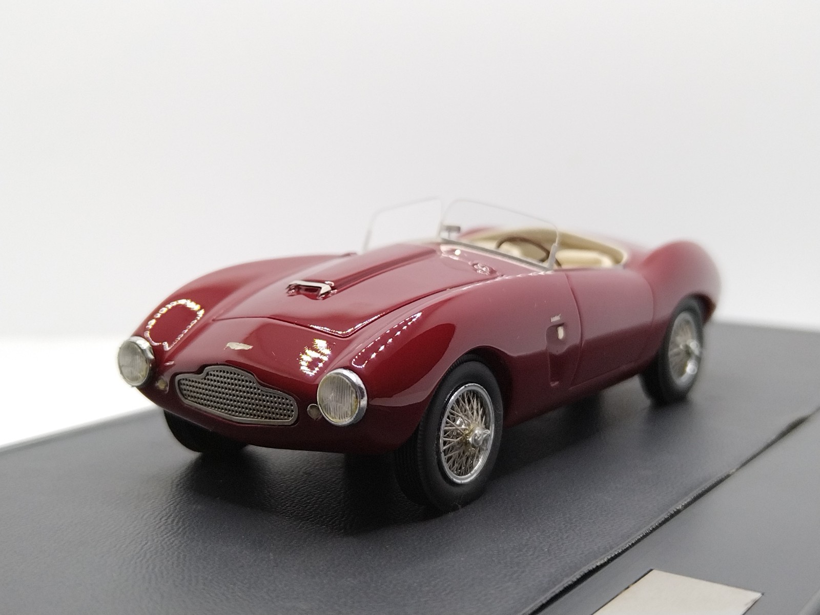 MATRIX 1/43 Aston Martin DB2/4 Competition Spyder Bertone Arnolt 1954. Wow Rare!