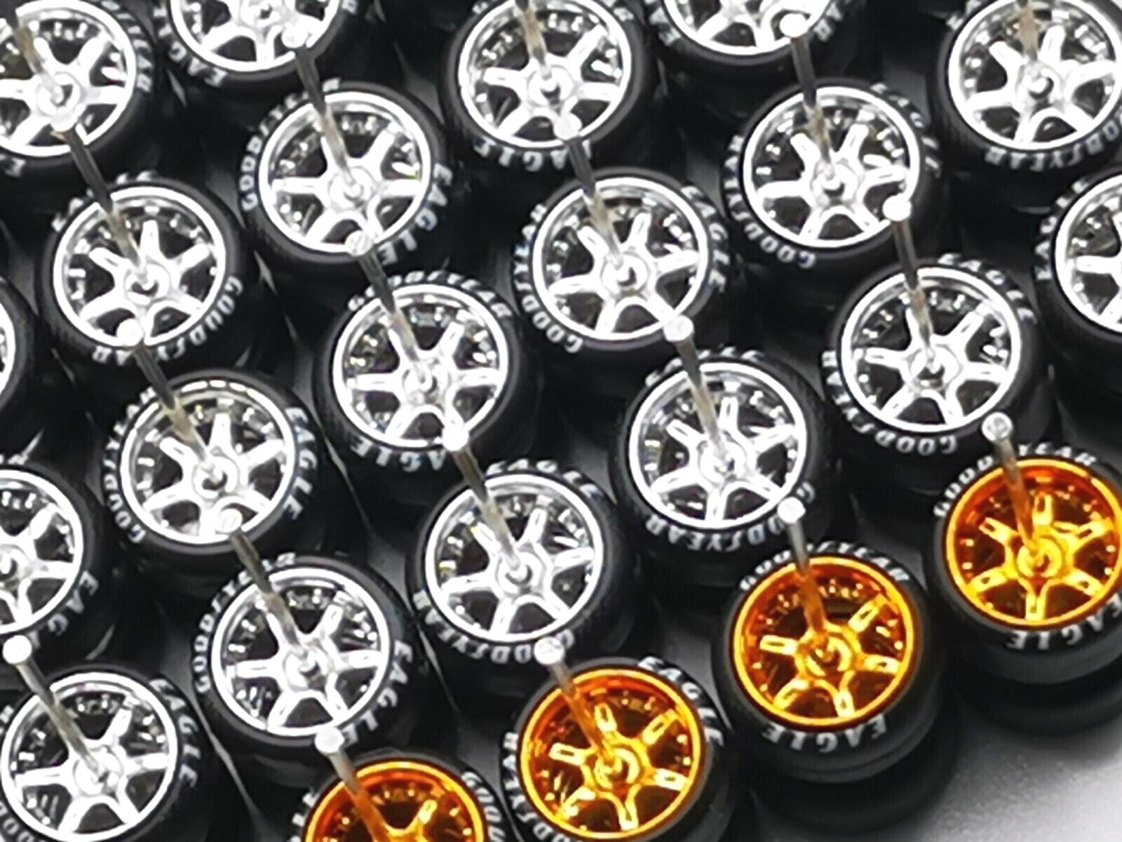 Hot Wheels Good Year 6 Spoke Rubber Tire 17 sets Chrome + Candy Bronze JDM 1:64