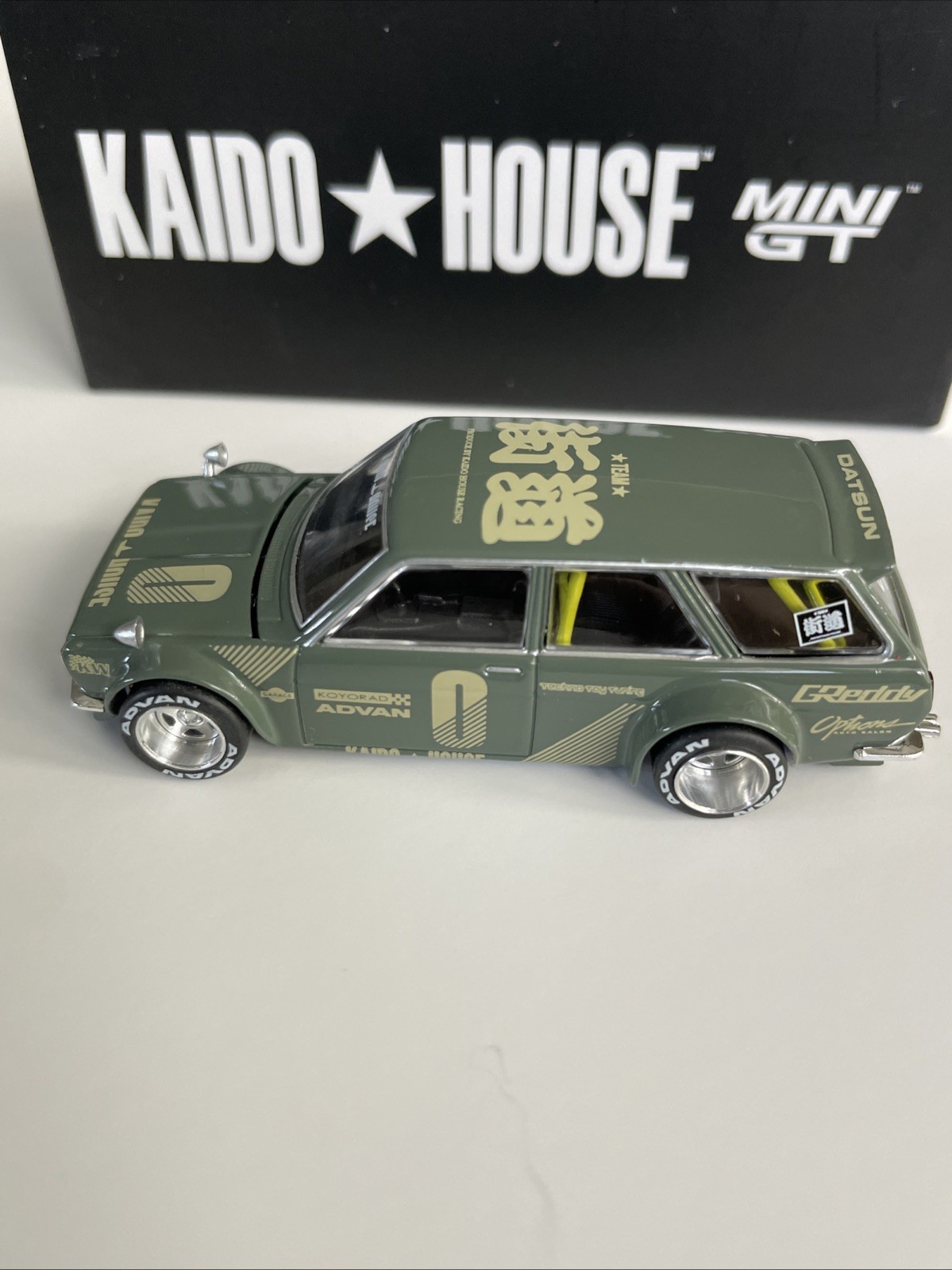 2022 Mini GT Kaido House 010 Datsun 510 Wagon Green KHMG010 (Open Box) 1:64