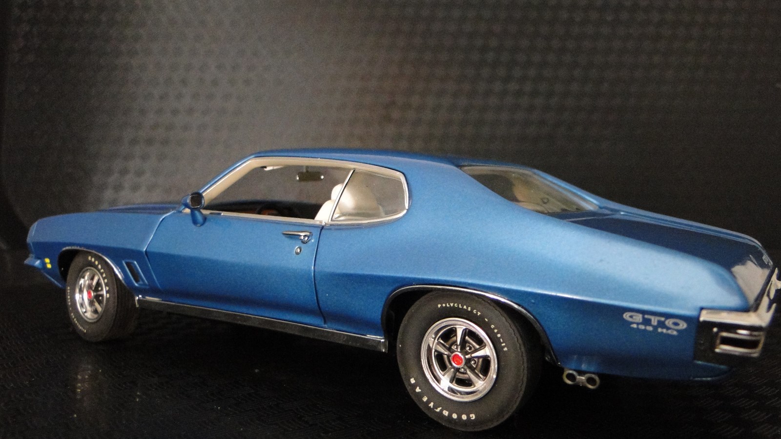 Pontiac GTO Classic Custom Built Metal Model 1 24 Hot Rod Race Car 18 1967 1970