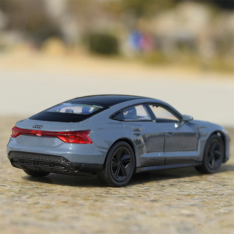 WELLY 1:36 Audi RS E-Tron GT Coupe Alloy Sports Car Model Simulation Diecast Met