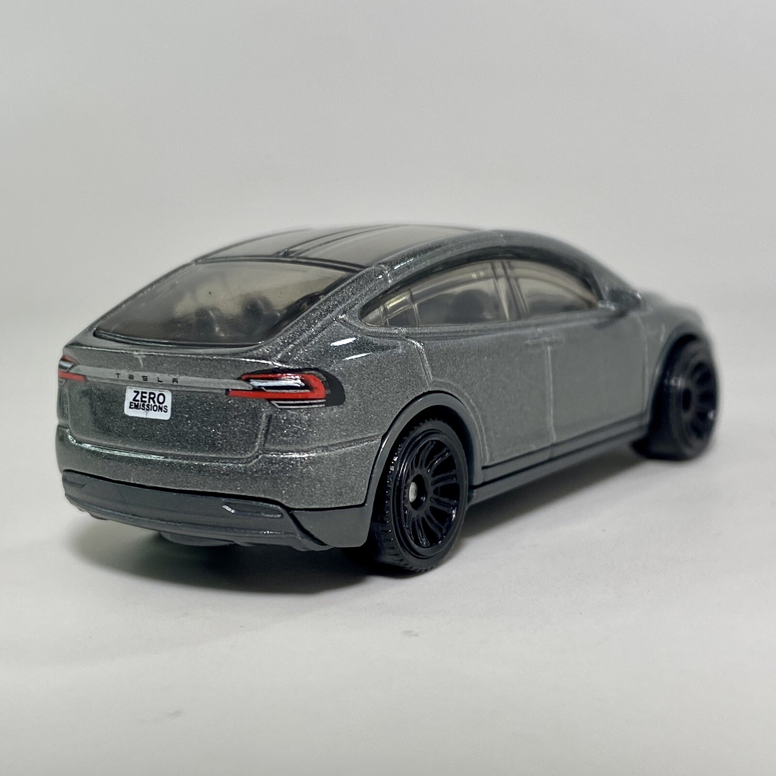 Tesla Model X Gray 1:64 Scale Diecast Diorama Model Car #90