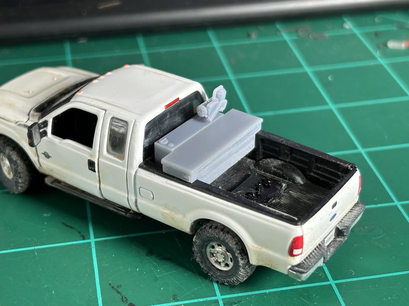 1/64 Scale 3D Printed Fuel Transfer Tank For Greenlight Trucks And Dioramas