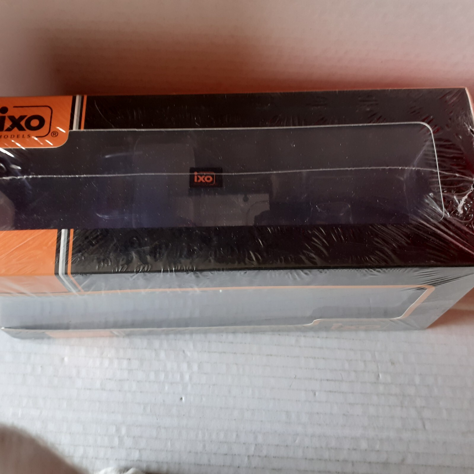 IXO TR031 IVECO STRALIS 2012 – TRACTOR UNIT – BLUE – 1.43