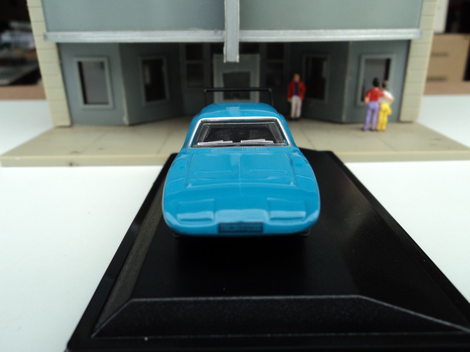 Oxford 1969 DODGE CHARGER DAYTONA Blue w/ Black Spoiler 1/87 HO diecast