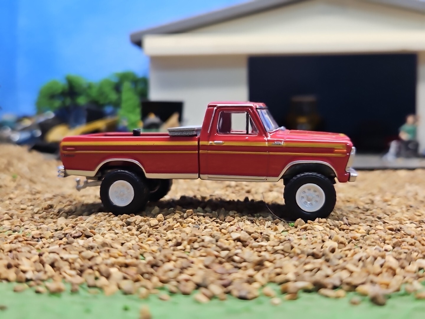 Custom Made 1978 Ford F-150 RANGER XLT 4×4 Greenlight Pickup Truck Fargo F250 79
