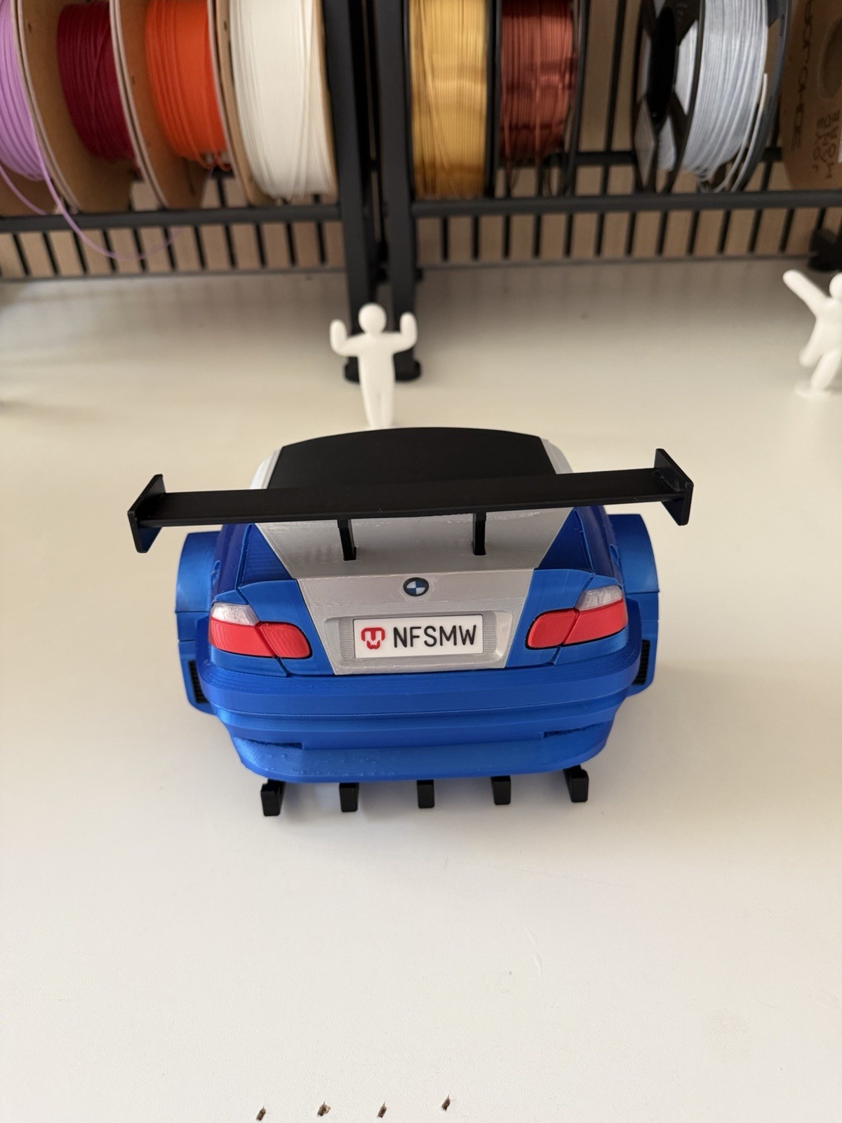 BMW M3 GTR 2003 Need for Speed Most Wanted Model Car Blue Silver Keychain Holder