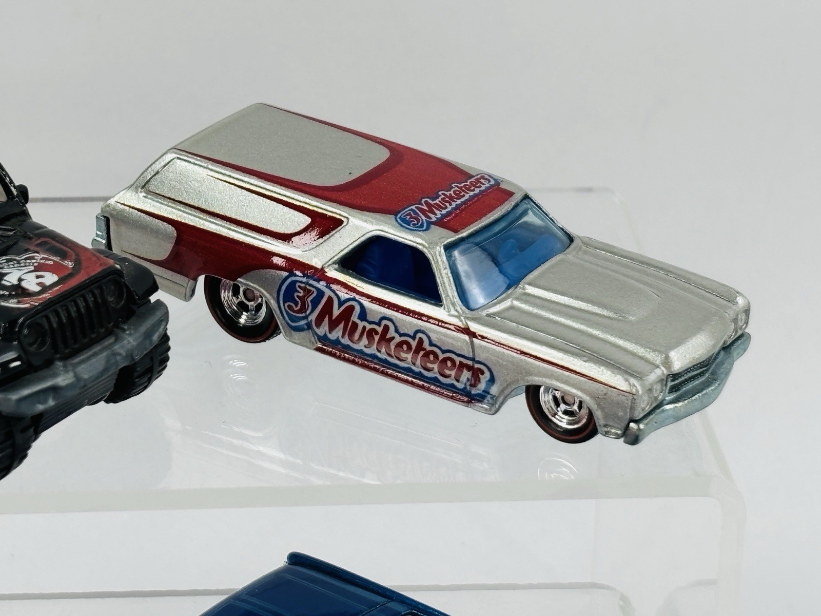 Lot of 9 Hot Wheels Diecast 1:64 Cars Various Makes Models Loose Lot #7