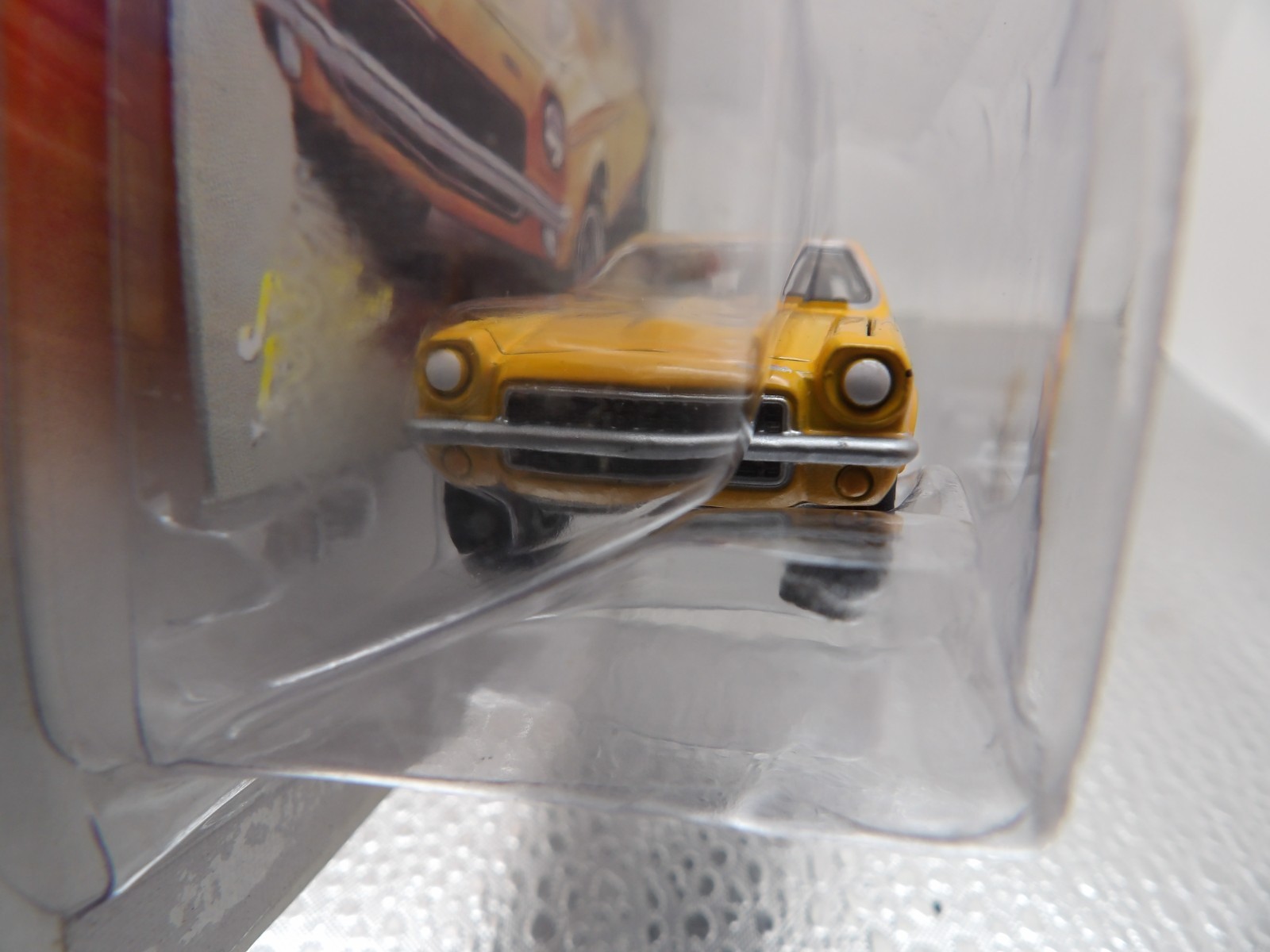 1973 CHEVY VEGA GT 2005 JOHNNY LIGHTNING CLASSIC GOLD COLLECTION 1:64