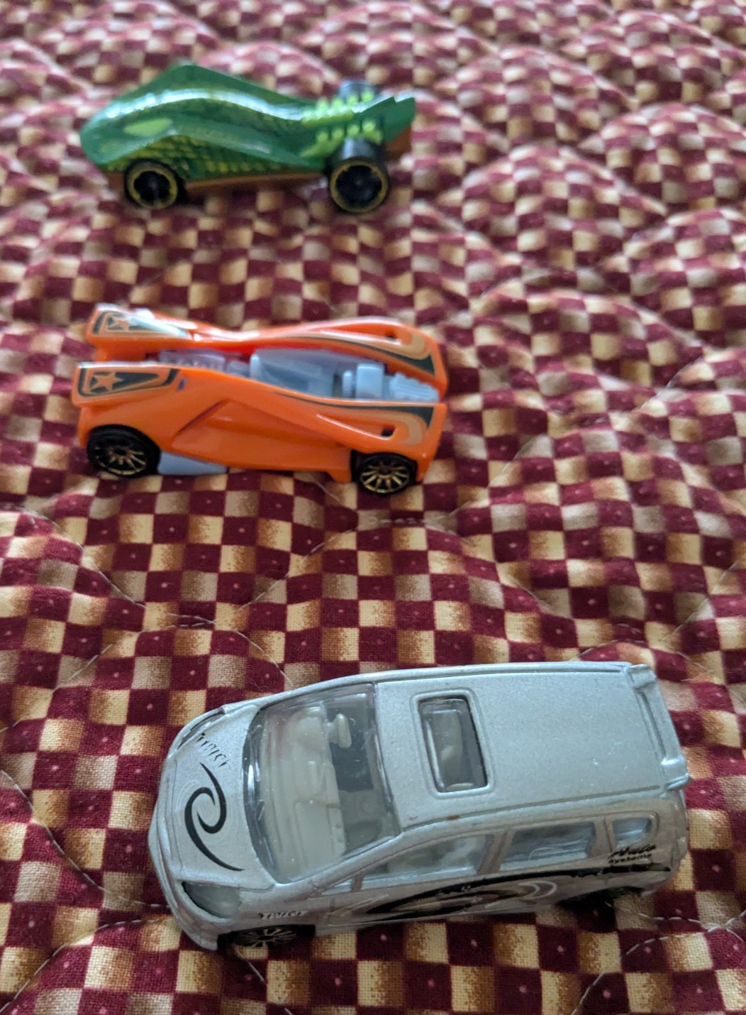 Lot of 18 Die Cast Various Model Cars, Trucks, Vans, Helicopter, Race Car +++