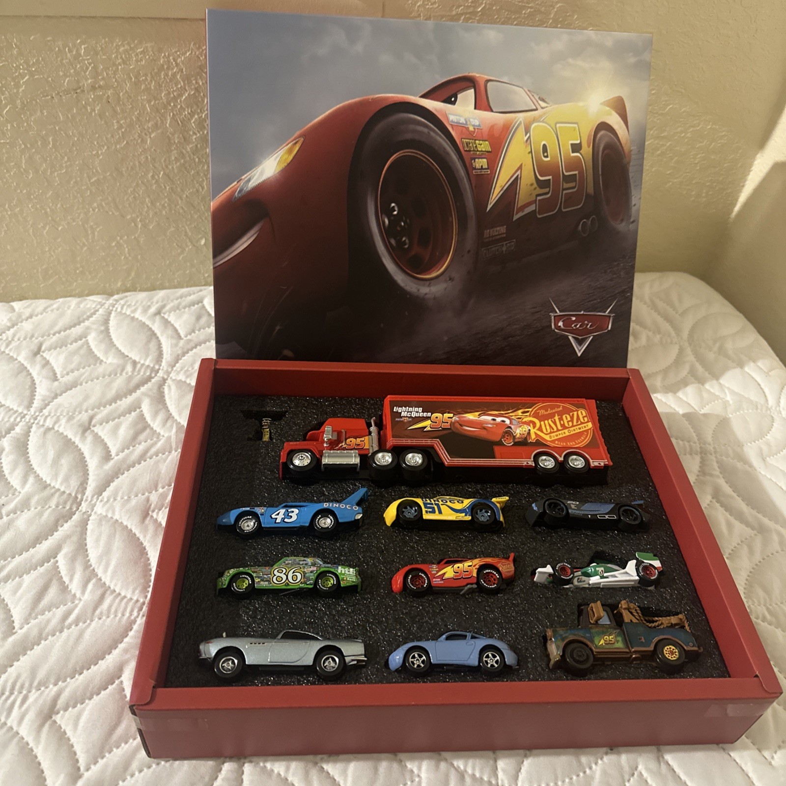 10 PCS Disney Pixar Metal Vehicle Set Lightning McQueen Gift Box Collection