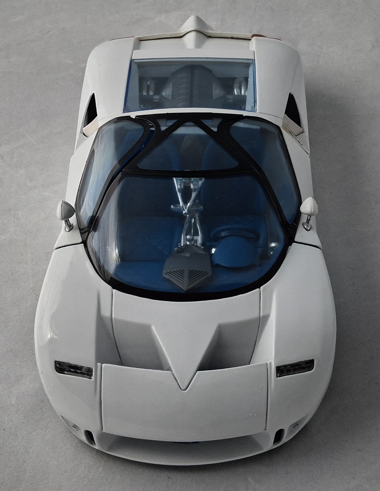 1995 Ford GT90 1:18 Diecast (White) : Maisto