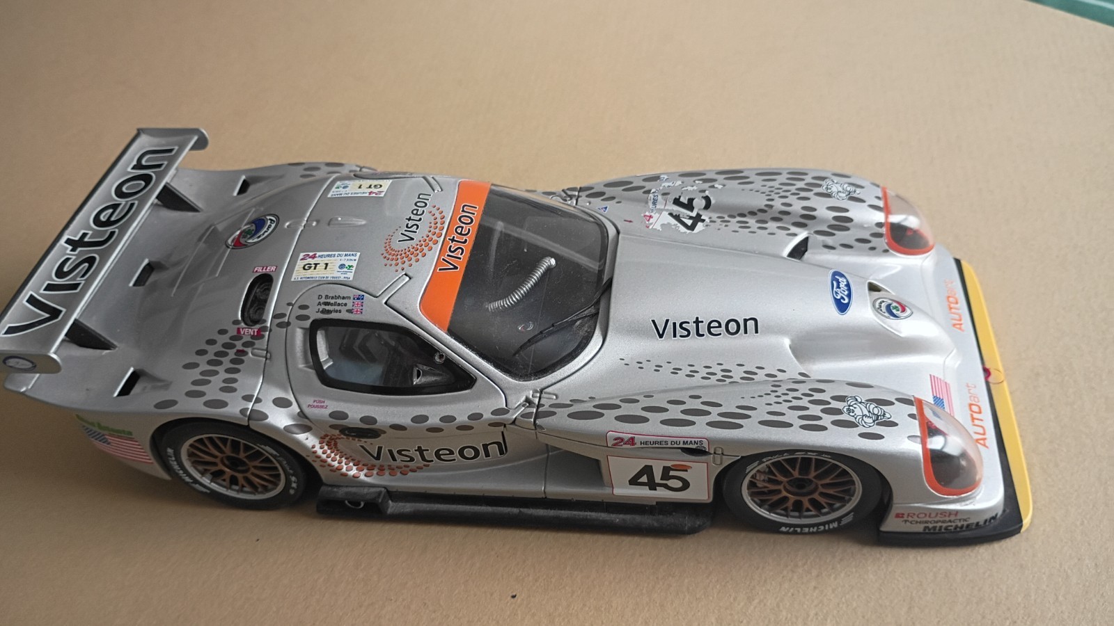 Auto Art 1:18 – PANOZ Esperante GTR-1 – #45 Le Mans 1998