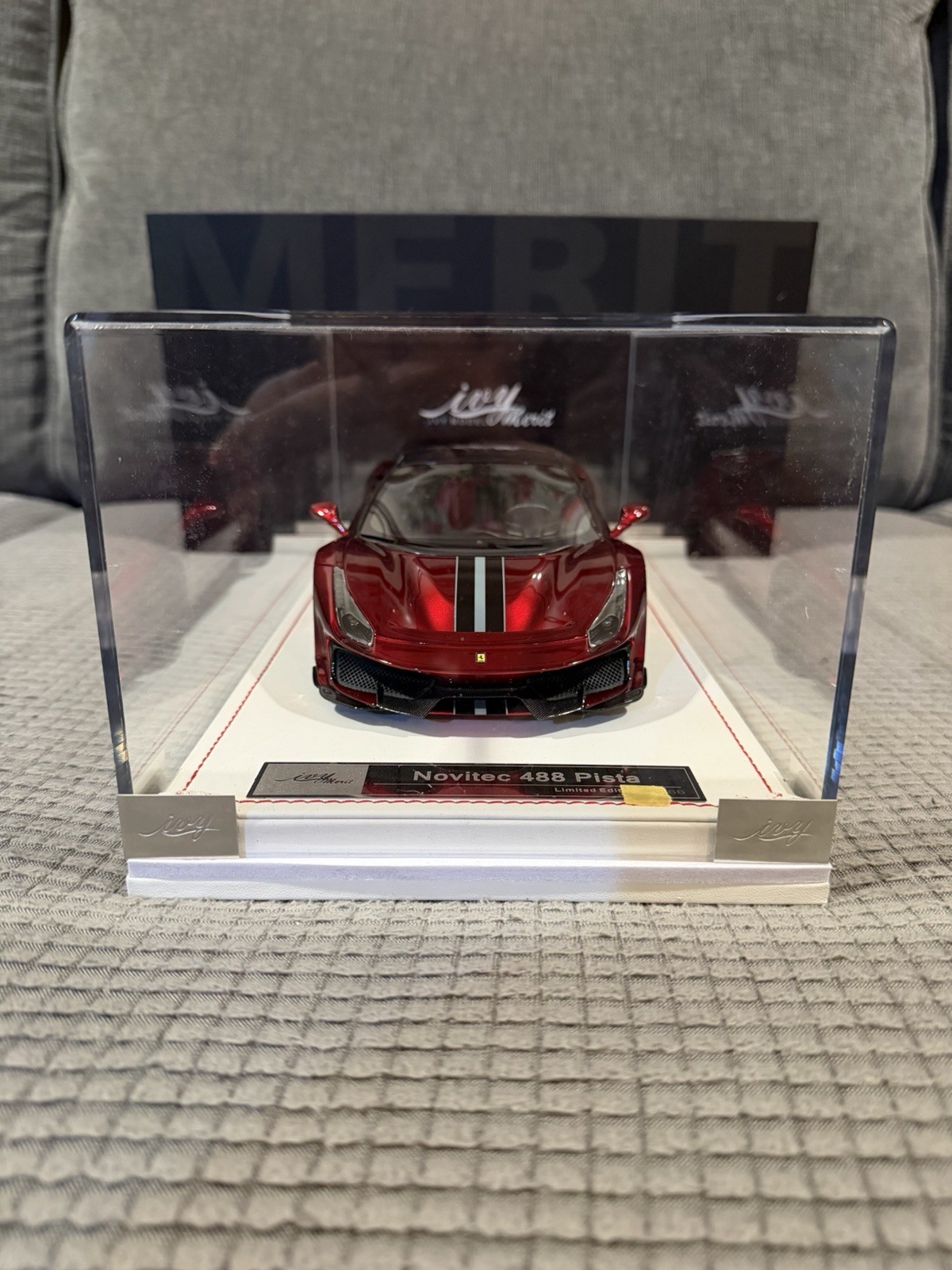 1/18 IVY Model Novitec Ferrari 488 Pista Rosso Red Metallic Limited With Case