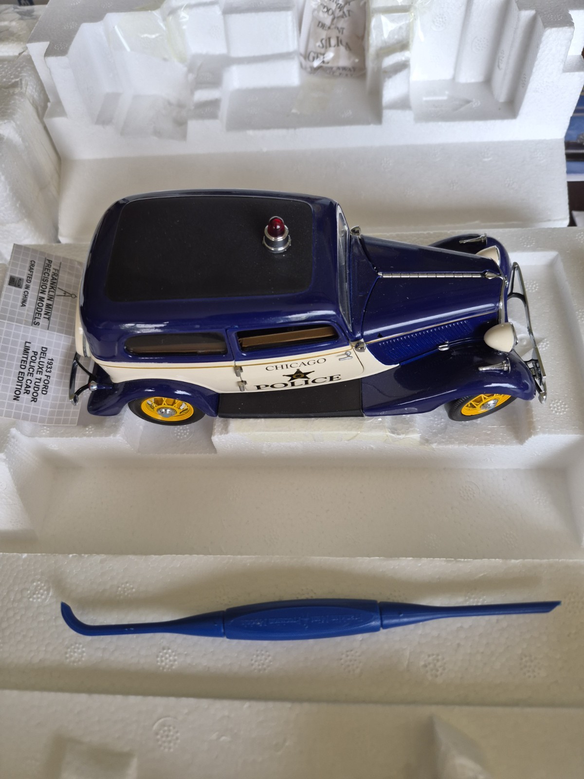 Franklin Mint 1933 Ford Tudor Police Car with Trailer & Paperwork Read Descrip.