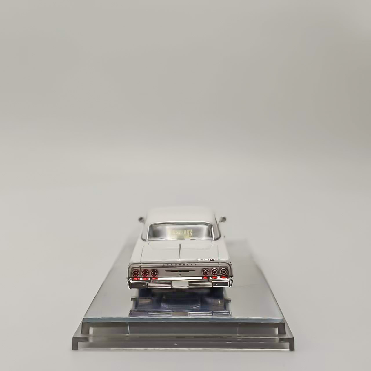 97M 1:64 Corona Impala SS 1964 Lowrider Hydraulic Chassis Diecast Model Car