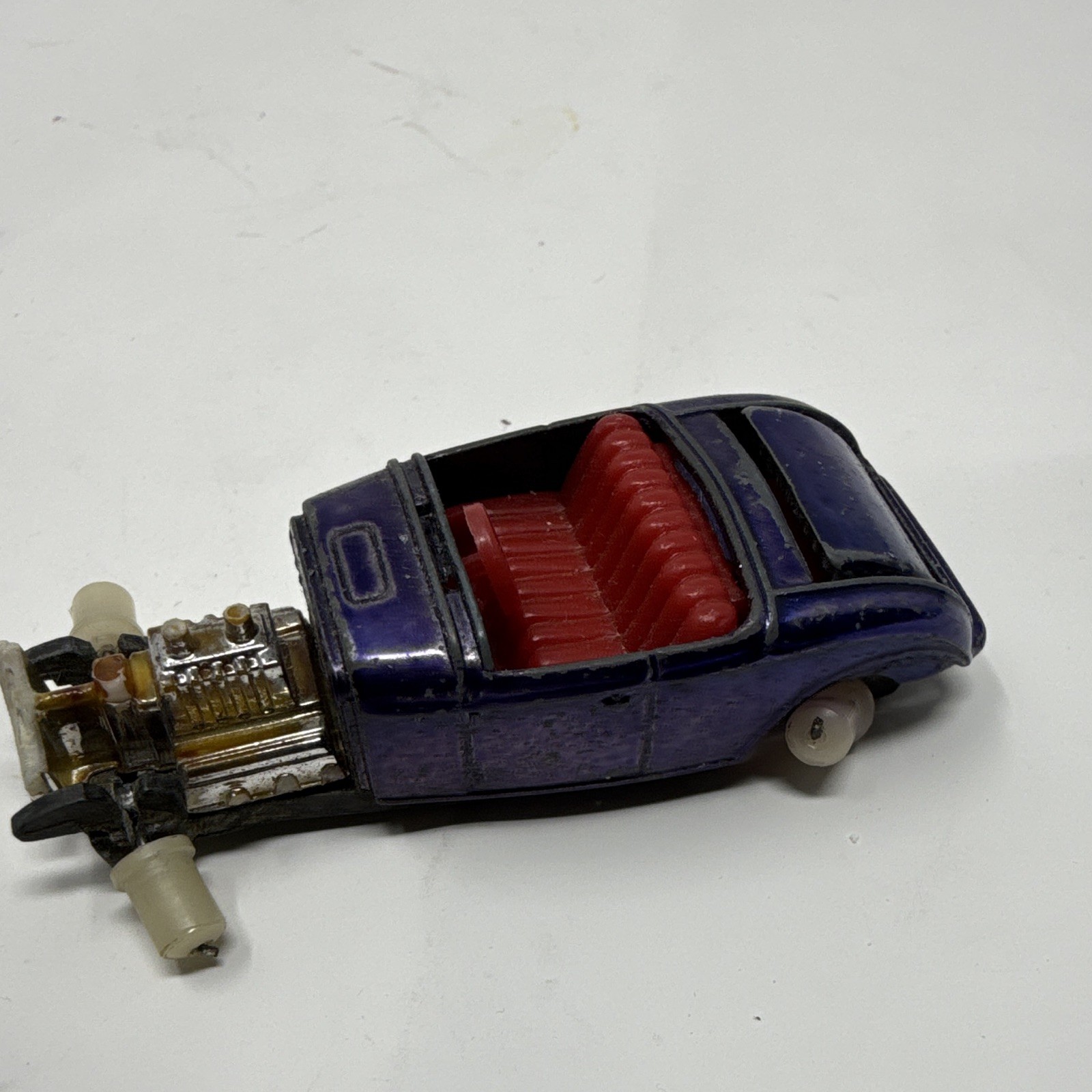 Johnny Lightning Topper Custom ’32 Ford 1932 Purple/Red Diecast Car 1:64