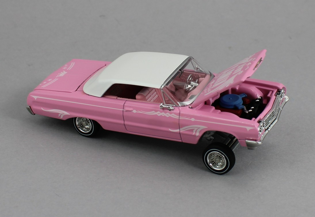 1:64 *FINE WORKS 64* Pink Chevrolet IMPALA *LOWRIDER* High Detail NIB