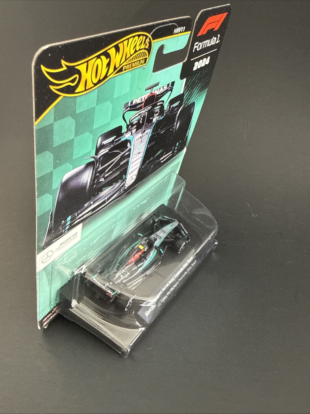 Hot Wheels Premium Formula 1 Mercedes-AMG Petronas #44 Lewis Hamilton 2024