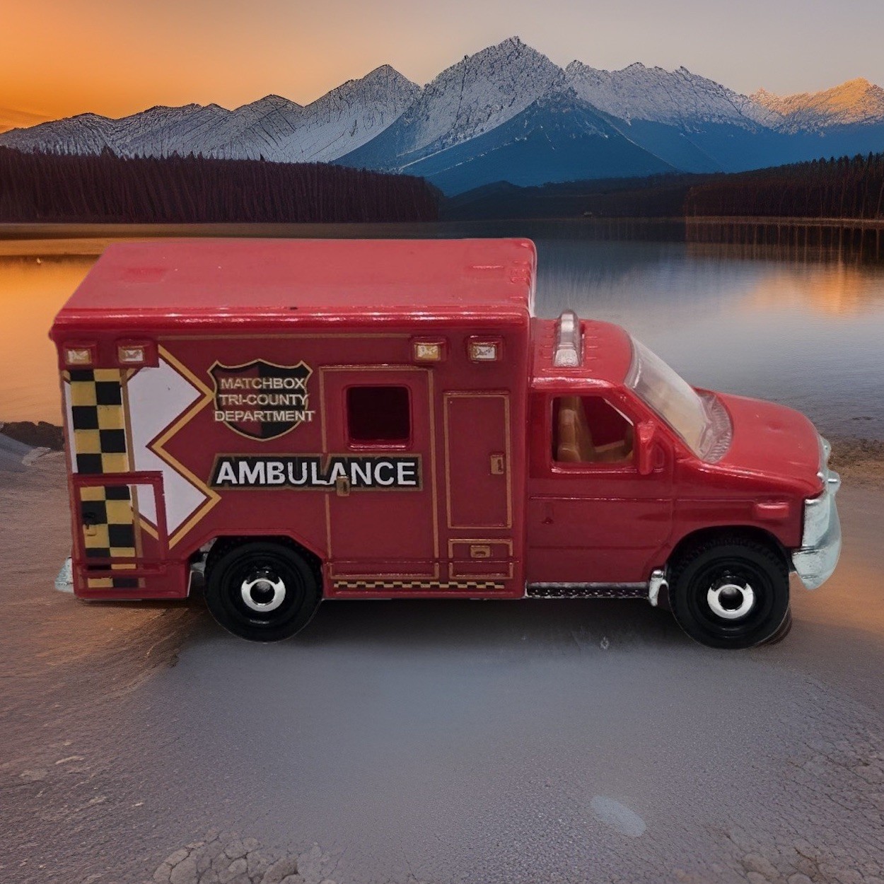 🆕2026 Matchbox🚨2009 Ford E-350 Ambulance🚨Red🔥MBX RESCUE🚨Tri County Dept