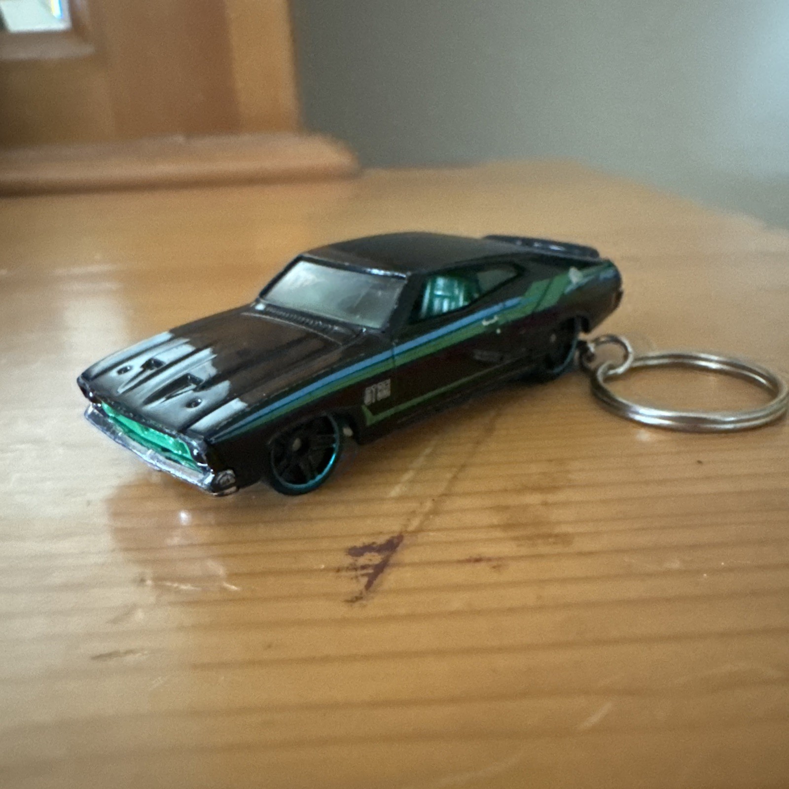 Ford Falcon XB GT Black 1973 Diecast Keychain 1:64 Hot Wheels Matchbox