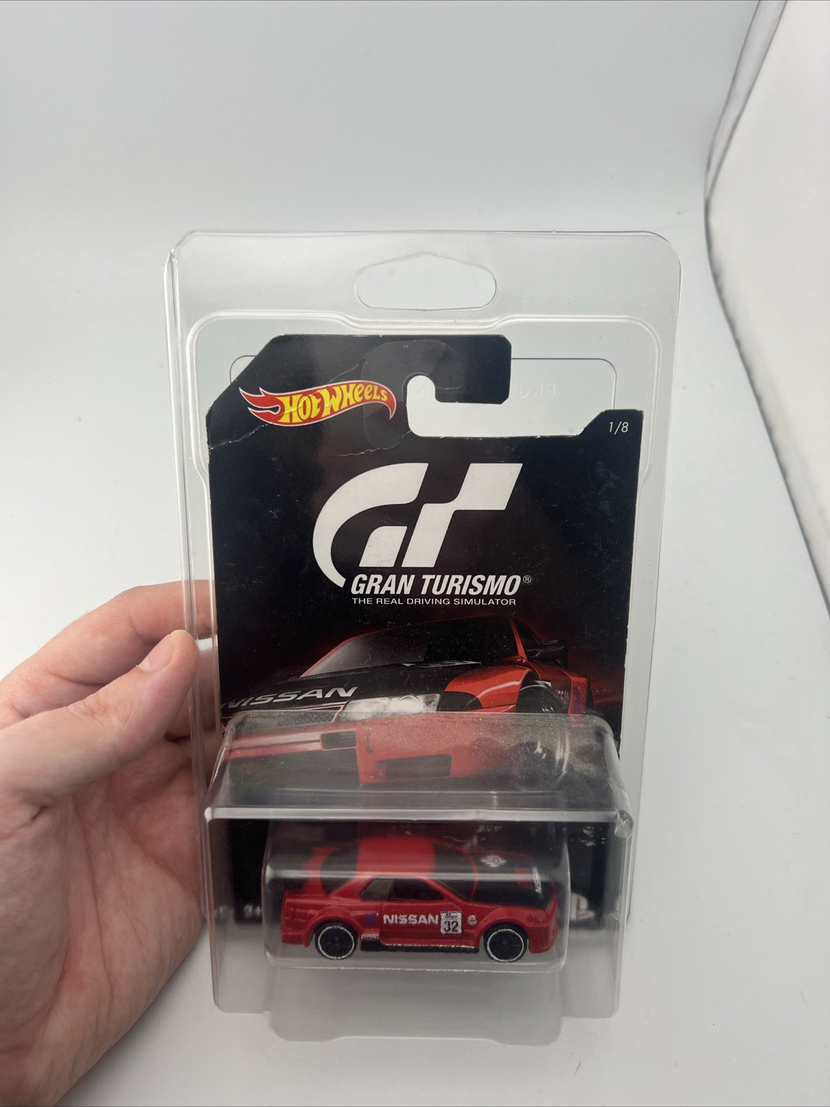 2016 HOT WHEELS GRAN TURISMO NISSAN SKYLINE GT-R (R32) RED Damage Protector