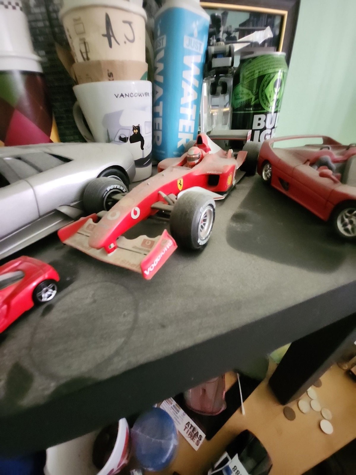 Hot Wheels 1/18 Scale Ferrari F2001 Formula 1 Racing Car Model
