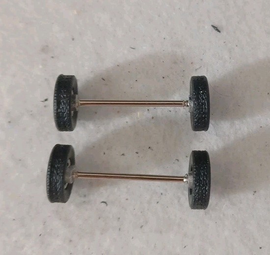 Autoworld 1:64 Scale Wheel And Tire Set With Axles